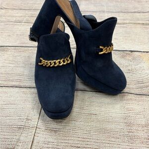 Bernardo Elegant Navy Suede Women's Shoes with Gold Chain